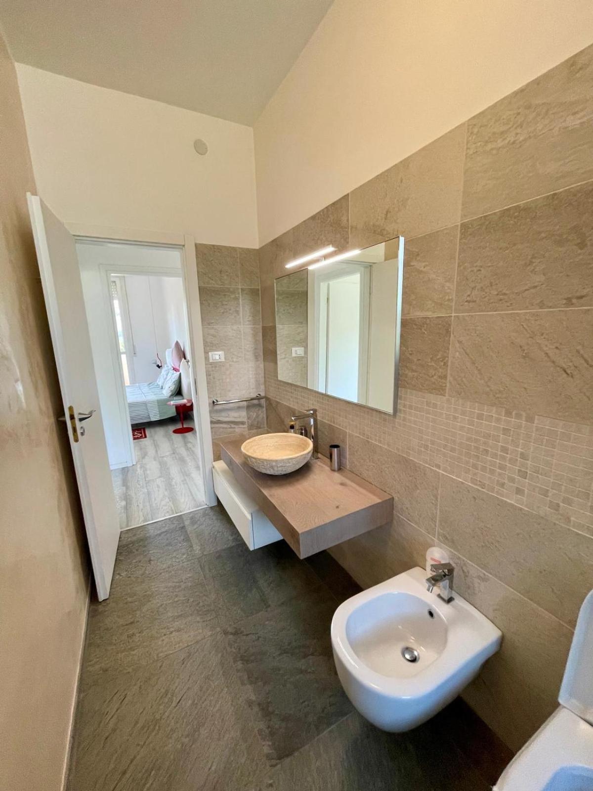 Appartement Il Dettaglio Rosso à Livourne Extérieur photo